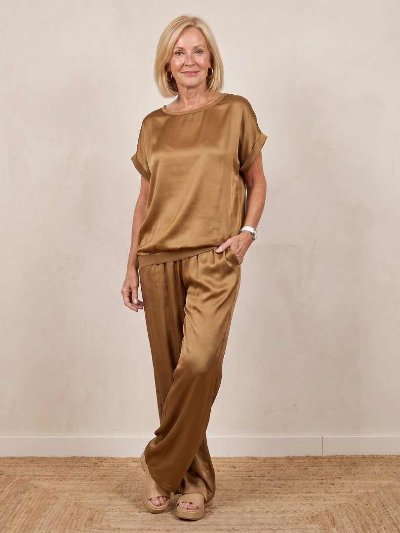 Comfortable Blue Loungewear Set for Women with Short Sleeve Drawstring Waist Wide Leg Relaxed Fit Cosy Style