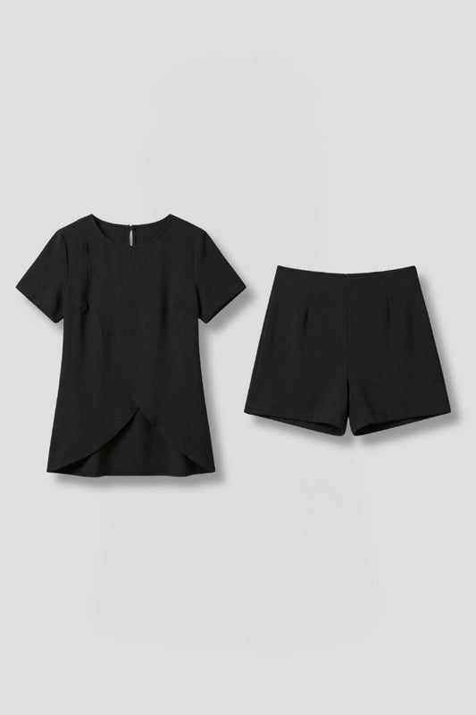 Comfortable Apricot Loungewear Set for Women with Round Neck Short Sleeve Side Pockets Elastic Waist Relaxed Fit Lounge 