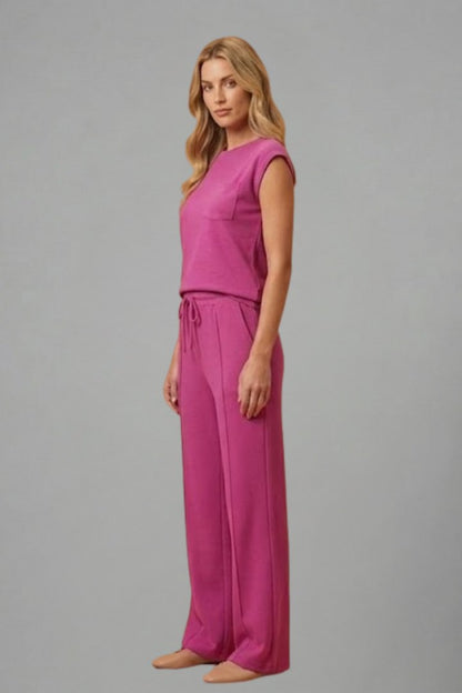 Comfortable Apricot Loungewear Set for Women with Round Neck Short Sleeve Side Pockets Elastic Waist Relaxed Fit Cosy St