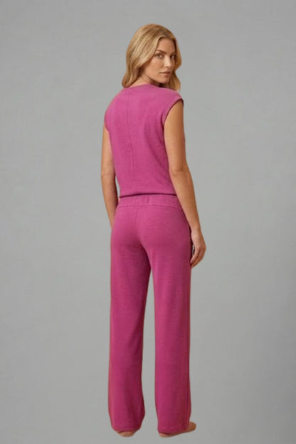 Comfortable Apricot Loungewear Set for Women with Round Neck Short Sleeve Side Pockets Elastic Waist Relaxed Fit Cosy St