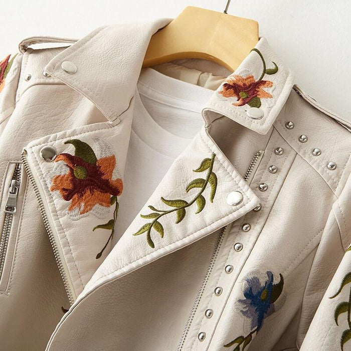 Comfortable Beige Faux Leather Coat for Women with Lapel Collar Zip Front Cropped Floral Print Everyday Style