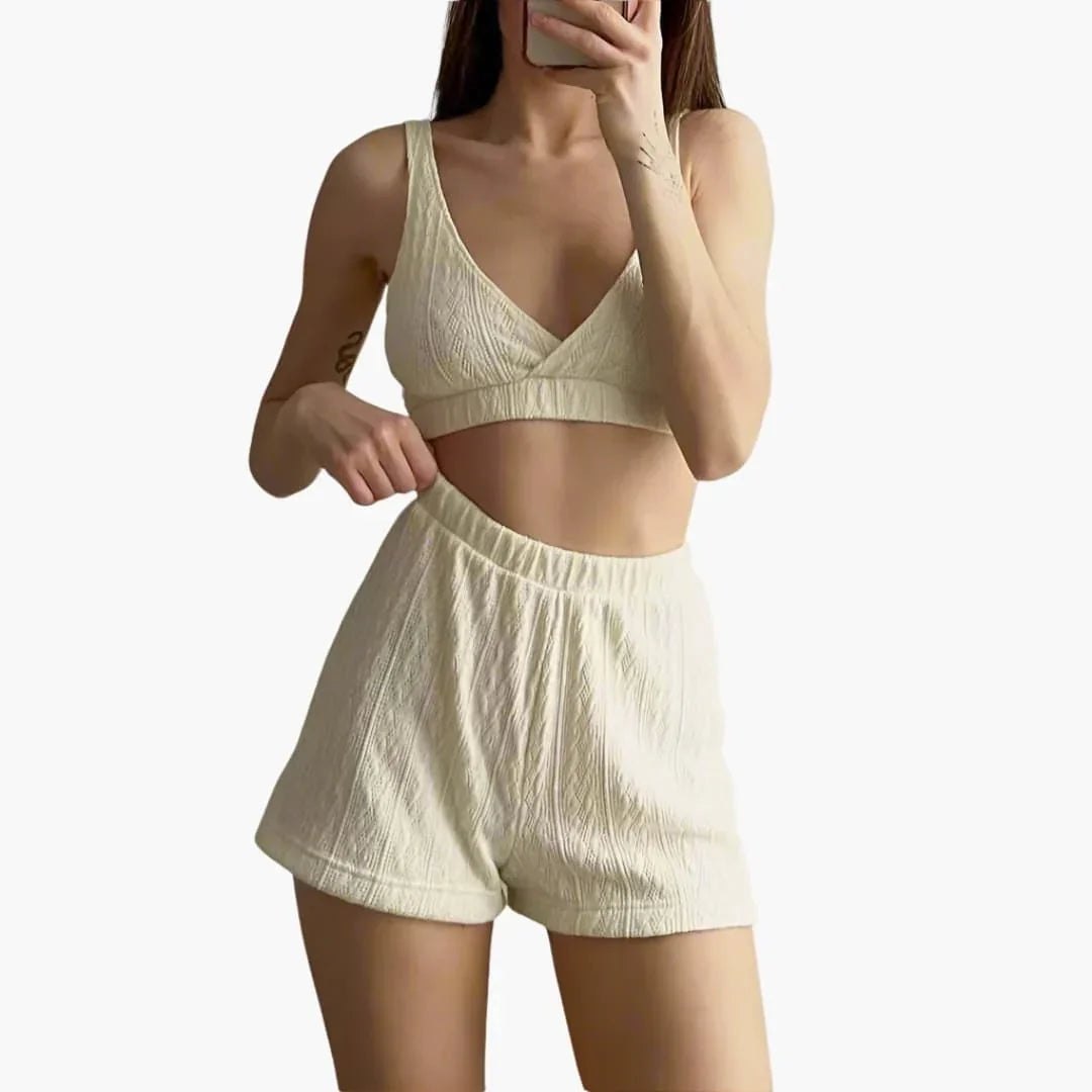 Comfortable Beige Loungewear Set for Women with Long Sleeve Elastic Waist Relaxed Fit Lounge Style