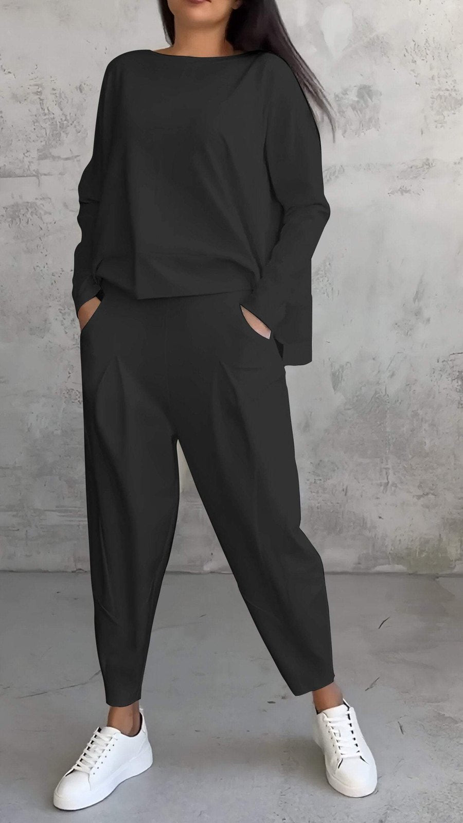 Comfortable Black Loungewear Set for Women with Long Sleeve Relaxed Fit Pleated Cosy Style