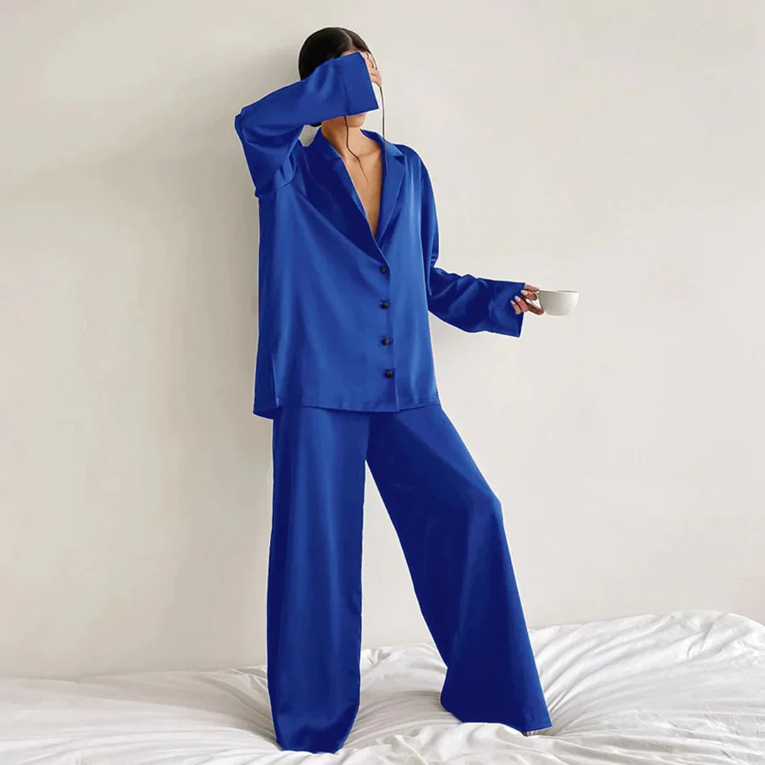 Comfortable Black Pajamas Set for Women with Relaxed Fit Soft Finish Classic Cut Everyday Style