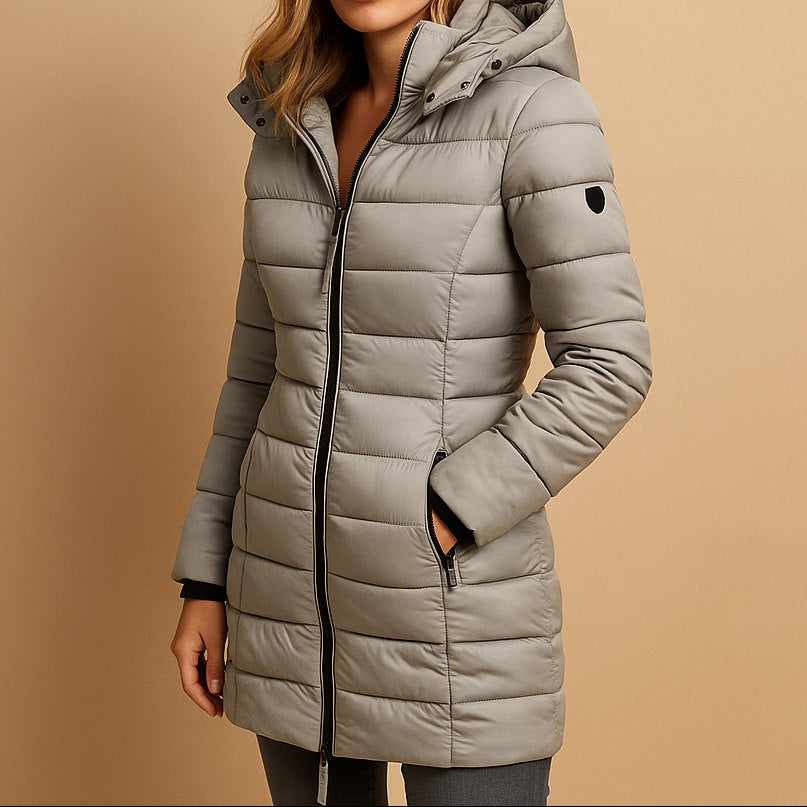 Comfortable Black Puffer Jacket for Women with Relaxed Fit Everyday Wear Soft Finish Winter Style
