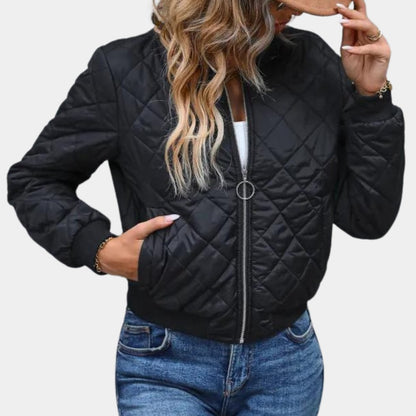 Comfortable Black Quilted Jacket for Women with Zip Front Relaxed Fit Plaid Winter Style