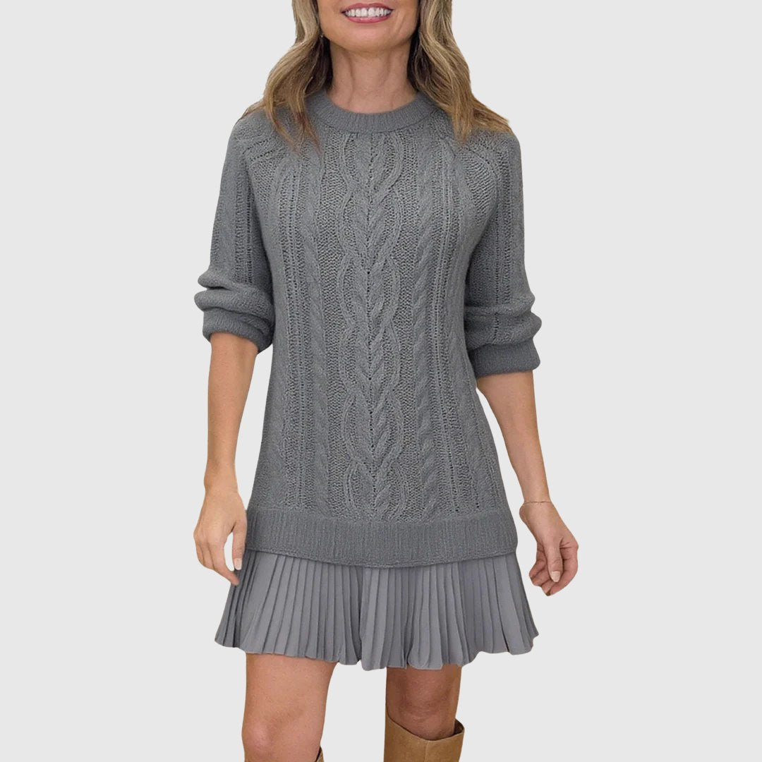 Comfortable Black Sweater for Women with Crew Neck Long Sleeve Ribbed Cable Knit Pleated Relaxed Style