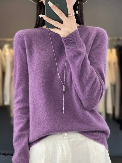 Comfortable Black Sweater for Women with Relaxed Fit Soft Finish Classic Cut Everyday Style