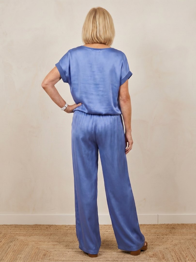 Comfortable Blue Loungewear Set for Women with Short Sleeve Drawstring Waist Wide Leg Relaxed Fit Cosy Style