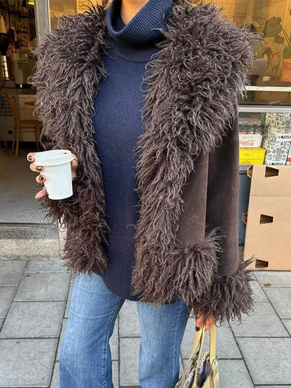 Comfortable Brown Faux Fur Coat for Women with Knit Relaxed Fit Everyday Wear Outdoor Style