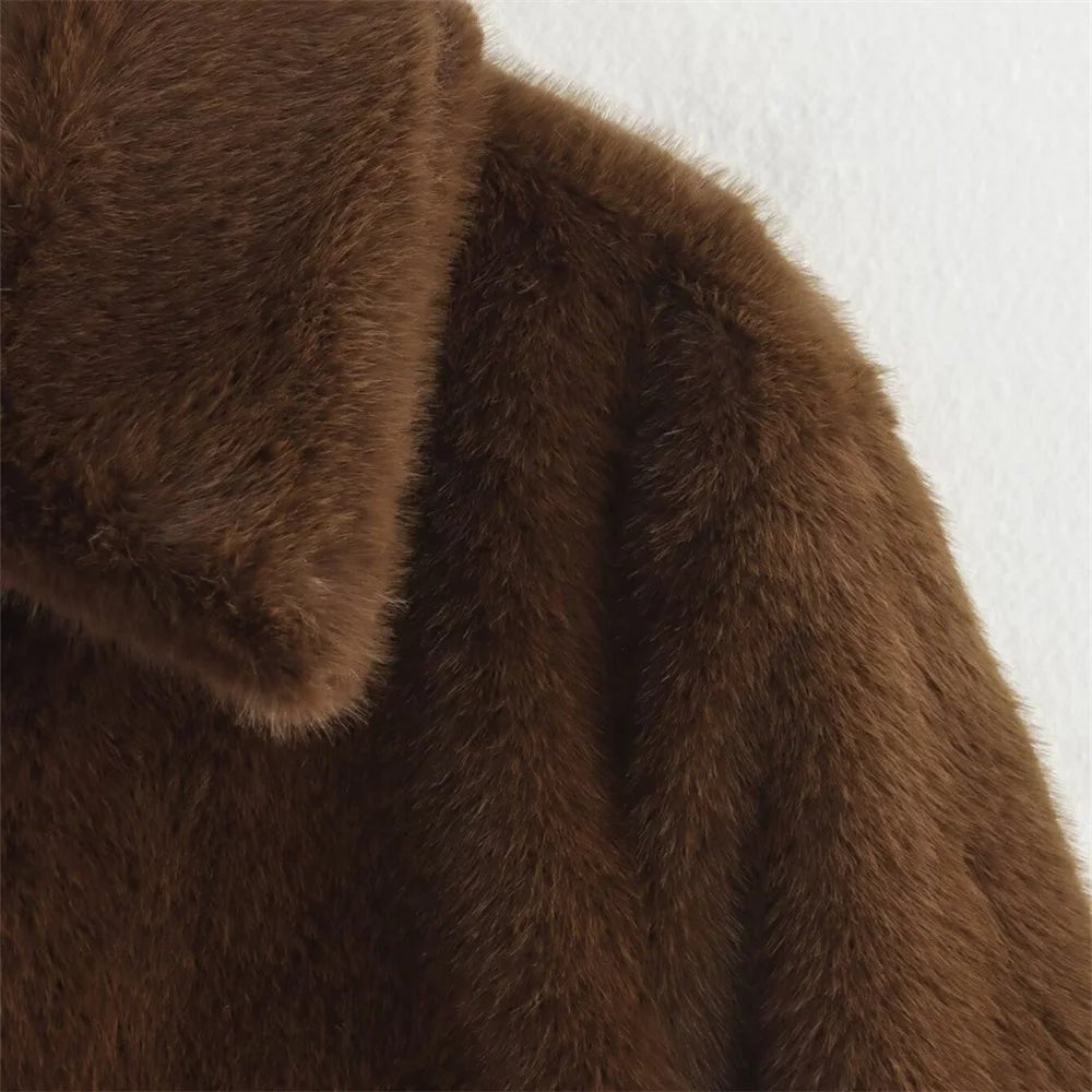 Comfortable Brown Faux Fur Coat for Women with Knit Relaxed Fit Everyday Wear Layered Style