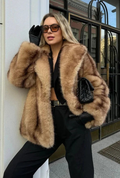 Comfortable Brown Faux Fur Coat for Women with Oversized Fit Knit Relaxed Fit Winter Style