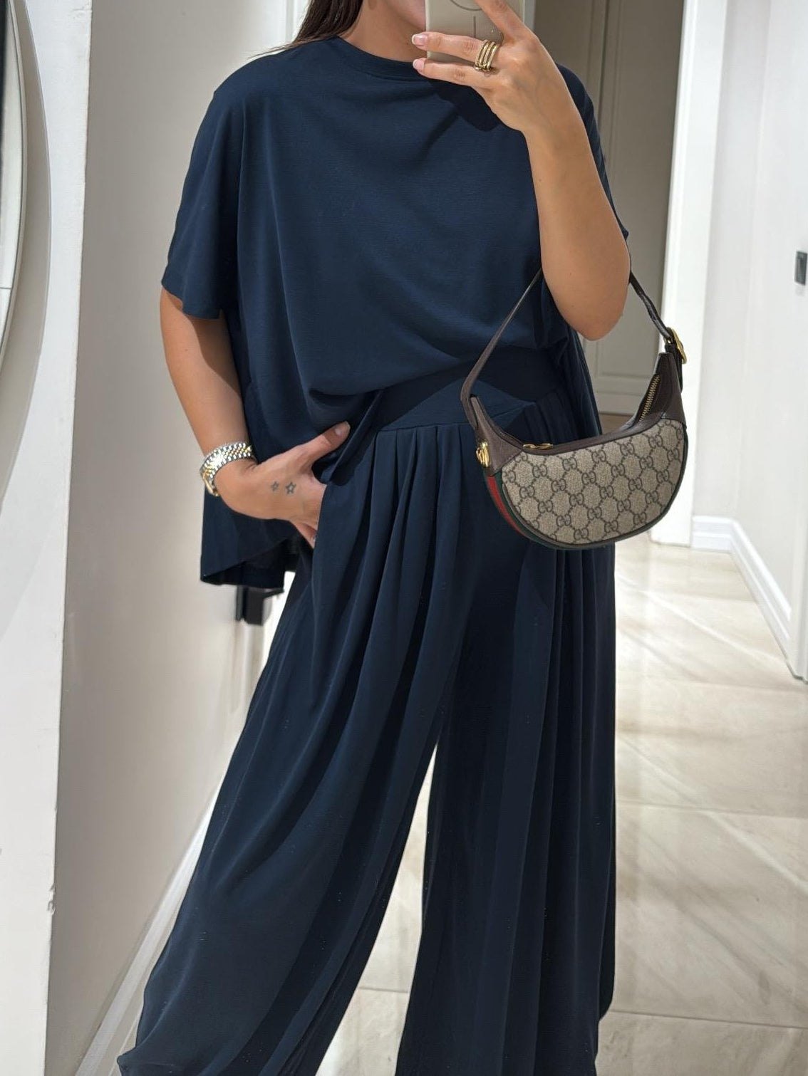 Comfortable Brown Loungewear Set for Women with Wide Leg Relaxed Fit Everyday Wear Lounge Style