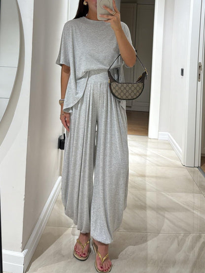 Comfortable Brown Loungewear Set for Women with Wide Leg Relaxed Fit Everyday Wear Lounge Style