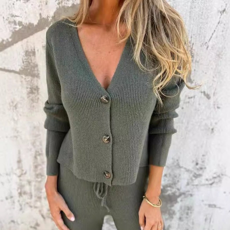 Comfortable Gray Sweat Set for Women with Relaxed Fit Everyday Wear Soft Finish Lounge Style
