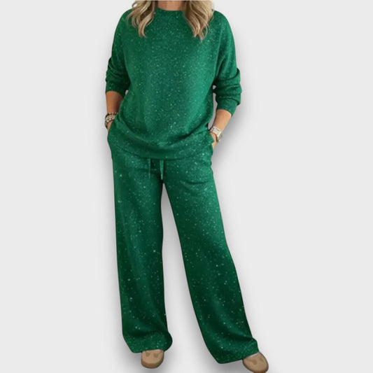 Comfortable Green Loungewear Set for Women with Relaxed Fit Everyday Wear Soft Finish Cosy Style