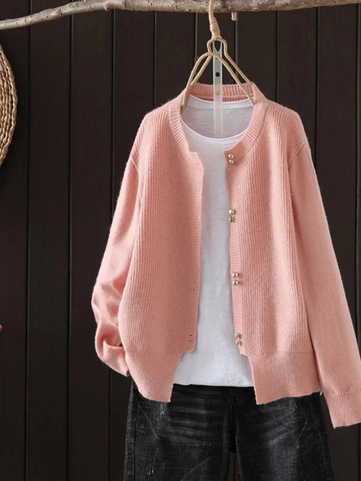 Comfortable Light Gray Cardigan for Women with Round Neck Button Front Relaxed Fit Knit Everyday Style