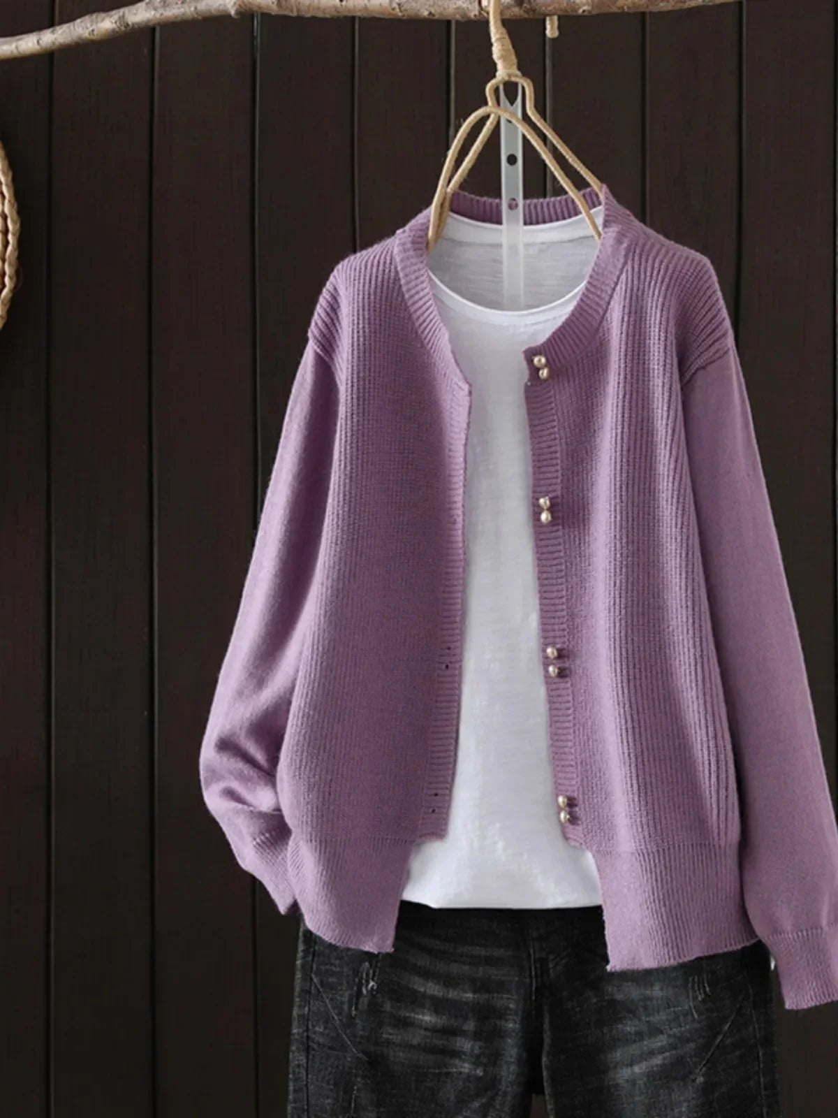 Comfortable Light Gray Cardigan for Women with Round Neck Button Front Relaxed Fit Knit Everyday Style