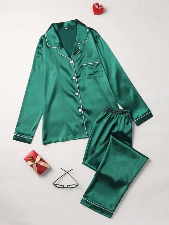 Comfortable Nude Pajamas Set for Women with Long Sleeve Button Front Zip Front Everyday Style