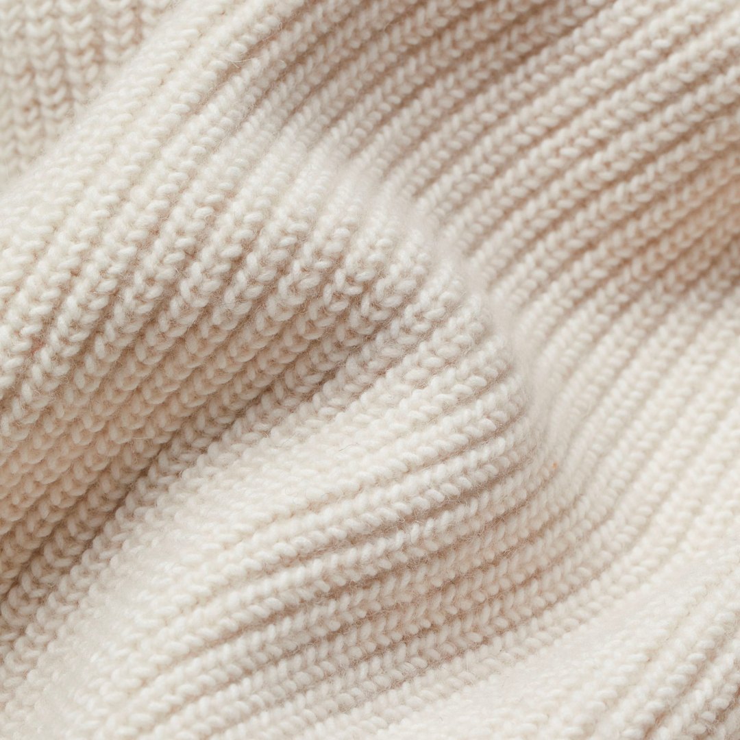Comfortable Off White Cardigan for Women with Side Pockets Relaxed Fit Open Front Knit Everyday Style