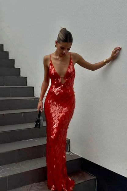 Elegant Red Sequin Dress for Women with Knit Relaxed Fit Everyday Wear Evening Style